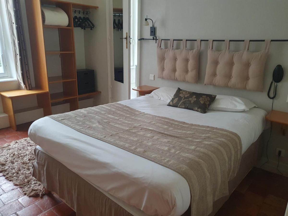 Le Grand Monarque Donzy Hotel Bagian luar foto